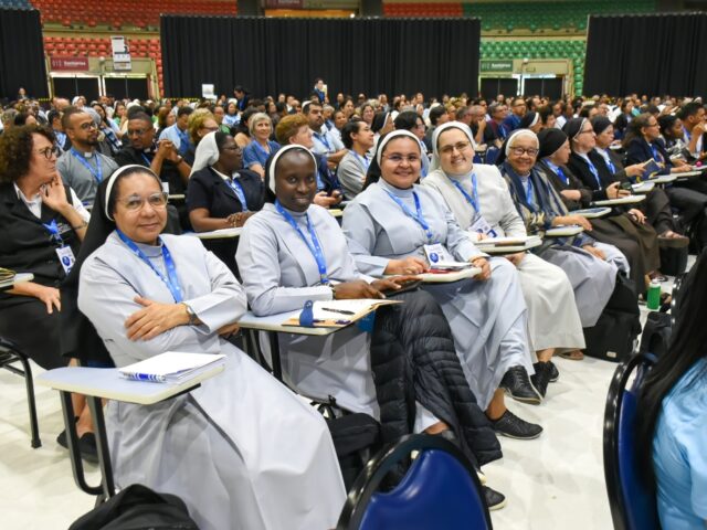 Irmãs Beneditinas da Divina Providência participam do 5º Congresso Vocacional do Brasil